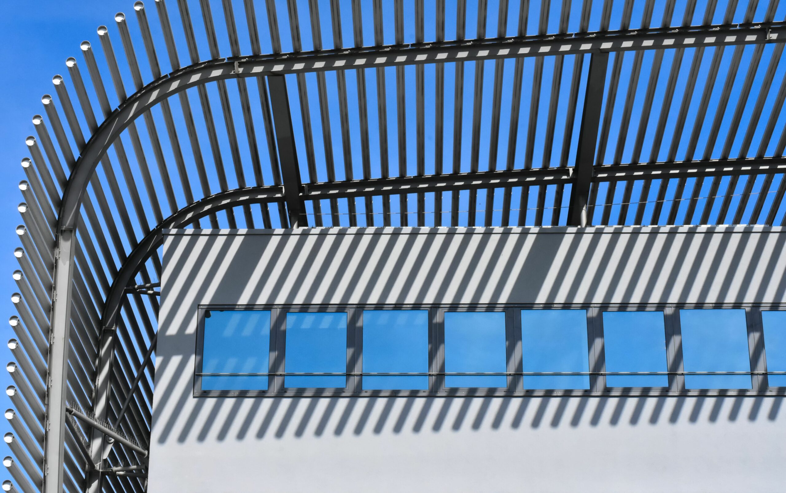 Structure à claire-voie pour ventilation